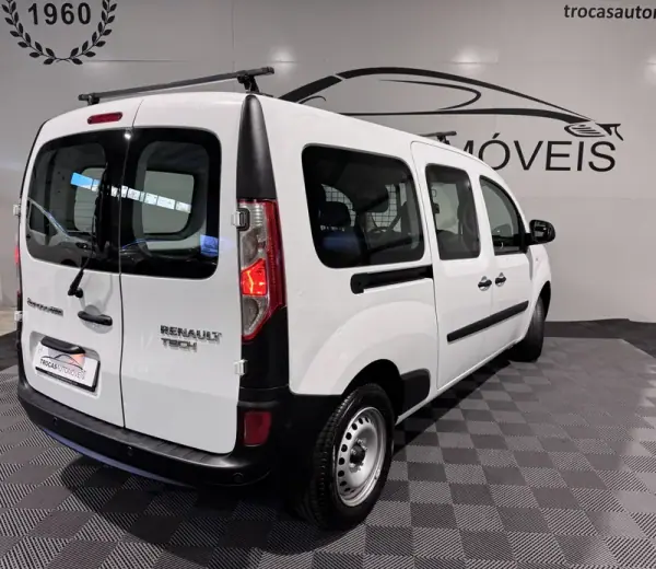 Renault Kangoo 2016 - 10900 EUR, 255000 km - AUTO.MOTO.pt - 255000km - foto 28 de 28