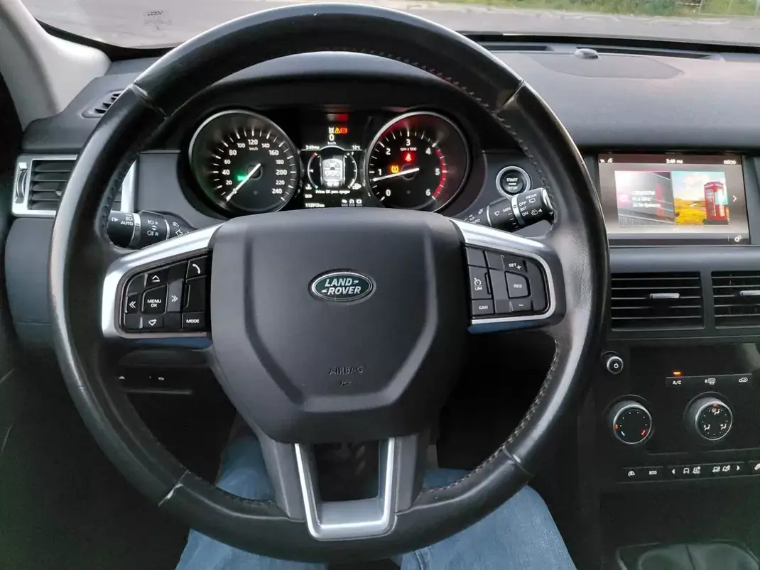 Land Rover Discovery Sport 2017 - 17490 EUR, 112912 km - AUTO.MOTO.pt - 112912km - foto 24 de 26