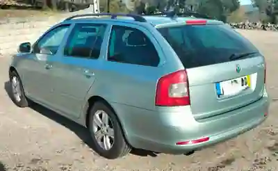 Skoda Octavia Break 2010 - 3800 EUR, 290000 km - 290000km - foto 4 de 9