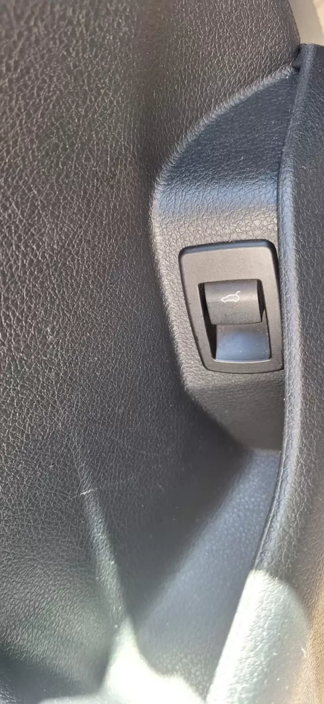 BMW 216 Gran Tourer 2018 - 12950 EUR, 199000 km - AUTO.MOTO.pt - 199000km - foto 20 de 23