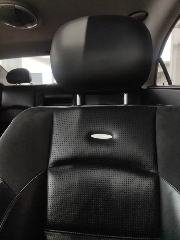 Mercedes-Benz CLS 55 AMG 2005 - 37500 EUR, 135000 km - AUTO.MOTO.pt - 135000km - foto 26 de 42