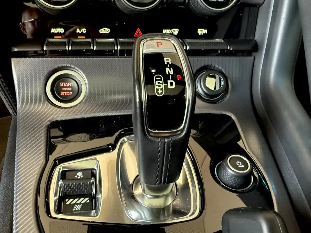 Jaguar F-Type 2018 - 46000 EUR, 64300 km - AUTO.MOTO.pt - 64300km - foto 122 de 135