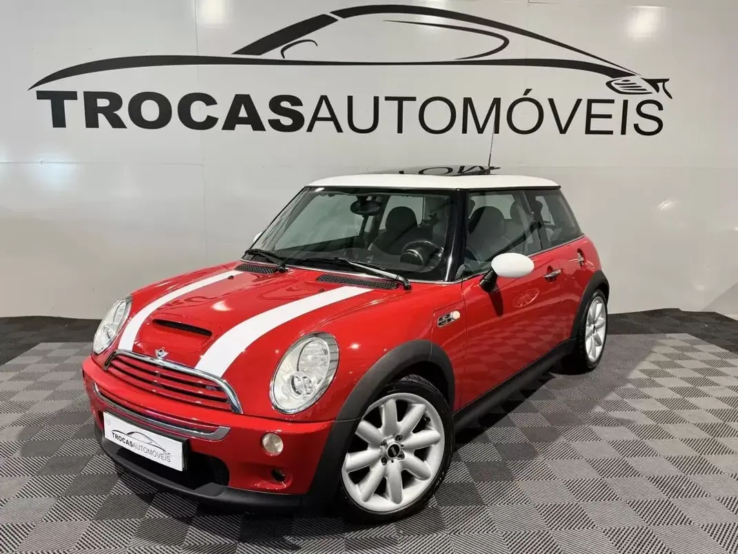 MINI 3 Portas 2005 - 11900 EUR, 85312 km - 85312km - foto 12 de 47