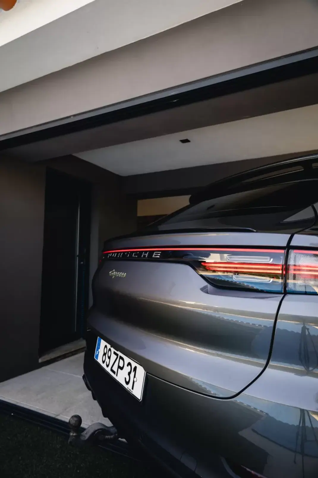 Porsche Cayenne Coupé 2019 - 62900 EUR, 253000 km - AUTO.MOTO.pt - 253000km - foto 5 de 40