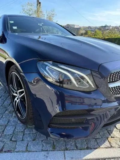 Mercedes-Benz E 220 2017 - 29990 EUR, 215000 km - AUTO.MOTO.pt - 215000km - foto 33 de 34