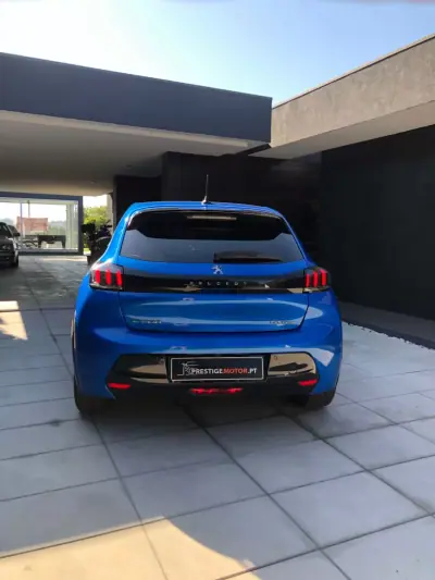 Peugeot e-208 2020 — foto 6 de 43