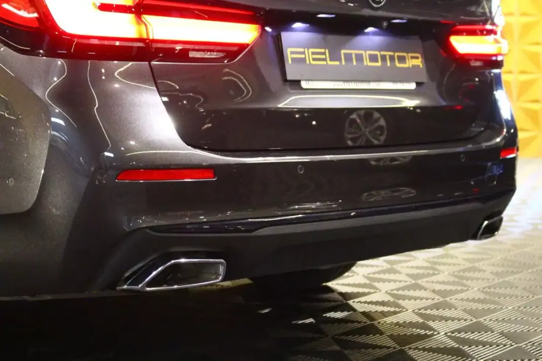 BMW 520 2023 - 29900 EUR, 165000 km - AUTO.MOTO.pt - 165000km - foto 7 de 33