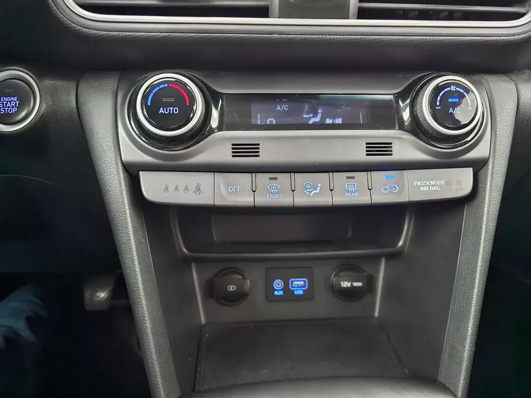 Hyundai Kauai 2019 - 14750 EUR, 118629 km - AUTO.MOTO.pt - 118629km - foto 12 de 17