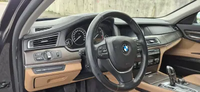 BMW 730 2009 - 13750 EUR, 304000 km - AUTO.MOTO.pt - 304000km - foto 12 de 44