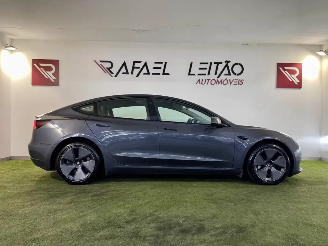 Tesla Model 3 2022 - 29700 EUR, 49000 km - AUTO.MOTO.pt - 49000km - foto 7 de 43