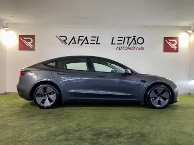 Tesla Model 3 2022 - 29700 EUR, 49000 km - AUTO.MOTO.pt - 49000km - foto 7 de 43