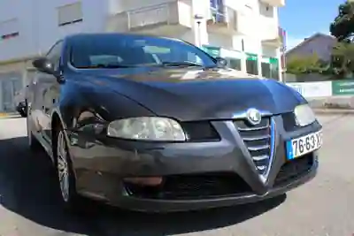 Alfa Romeo GT 2004 - 3800 EUR, 289000 km - AUTO.MOTO.pt - 289000km - foto 3 de 23