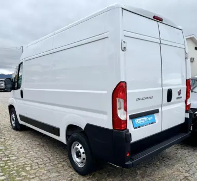 Fiat DUCATO 2.2 M-Jet L2H2 140Cv | IVA DEDUTÍVEL 2023 - 26950 EUR, 31000 km - AUTO.MOTO.pt - 31000km - foto 7 de 23