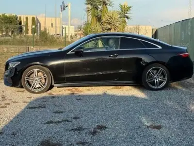 Mercedes-Benz E 220 2017 - 31950 EUR, 241000 km - AUTO.MOTO.pt - 241000km - foto 5 de 51