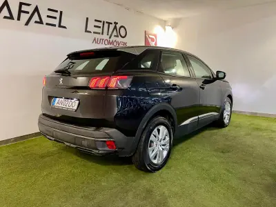 Peugeot 3008 2021 - 19900 EUR, 89000 km - AUTO.MOTO.pt - 89000km - foto 7 de 32