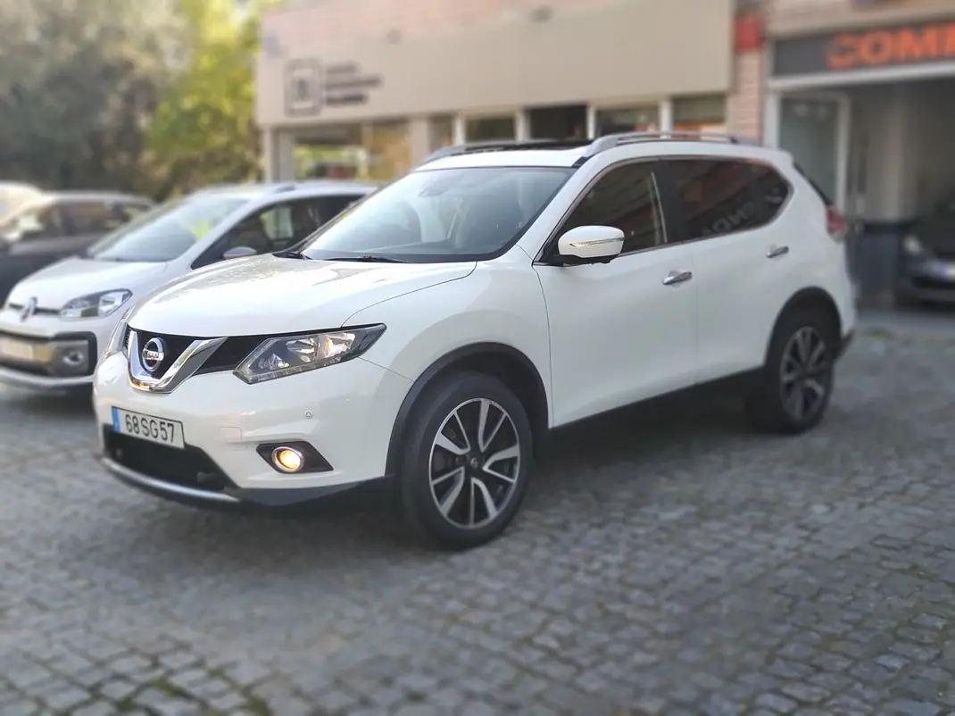 Nissan X-Trail 2016 - 13900 EUR, 207000 km - AUTO.MOTO.pt - 207000km - foto 5 de 15