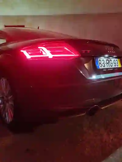 Audi TT Coupé 2015 - 22900 EUR, 210000 km - AUTO.MOTO.pt - 210000km - foto 5 de 15