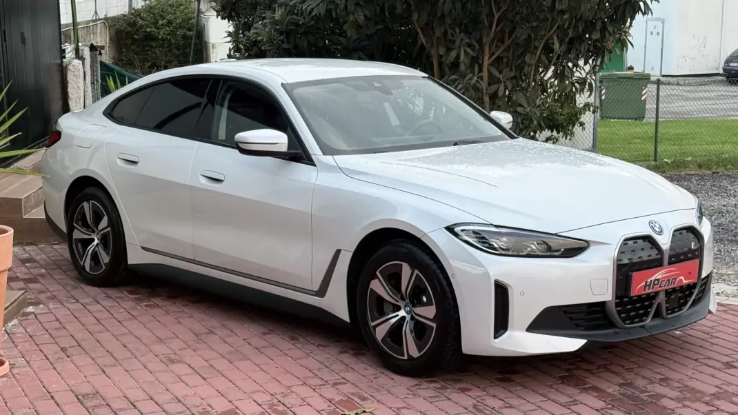 BMW i4 2022 - 1 EUR, 103000 km - AUTO.MOTO.pt - 103000km - foto 15 de 46