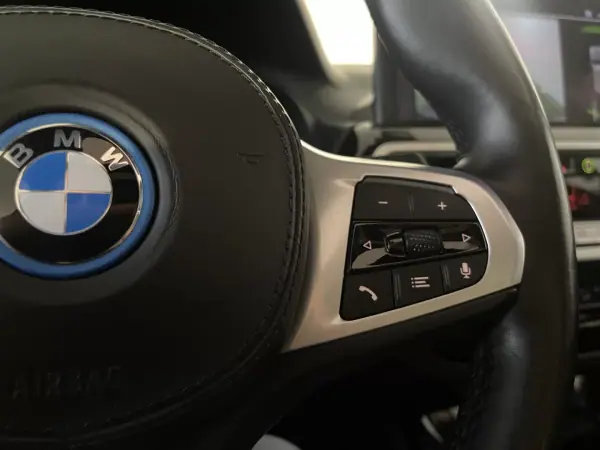 BMW iX3 2022 - 39500 EUR, 82000 km - AUTO.MOTO.pt - 82000km - foto 24 de 42