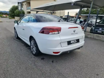 Renault Mégane Cabrio 2015 - 14990 EUR, 195000 km - AUTO.MOTO.pt - 195000km - foto 4 de 43