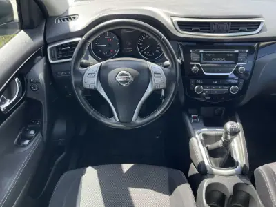 Nissan Qashqai 2015 - 13990 EUR, 144375 km - AUTO.MOTO.pt - 144375km - foto 9 de 18