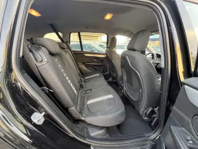 BMW 218 Gran Tourer 2016 - 15950 EUR, 200000 km - AUTO.MOTO.pt - 200000km - foto 33 de 51