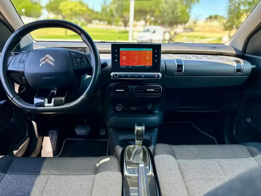 Citroën C4 Cactus 2019 - 11990 EUR, 119000 km - 119000km - foto 29 de 41