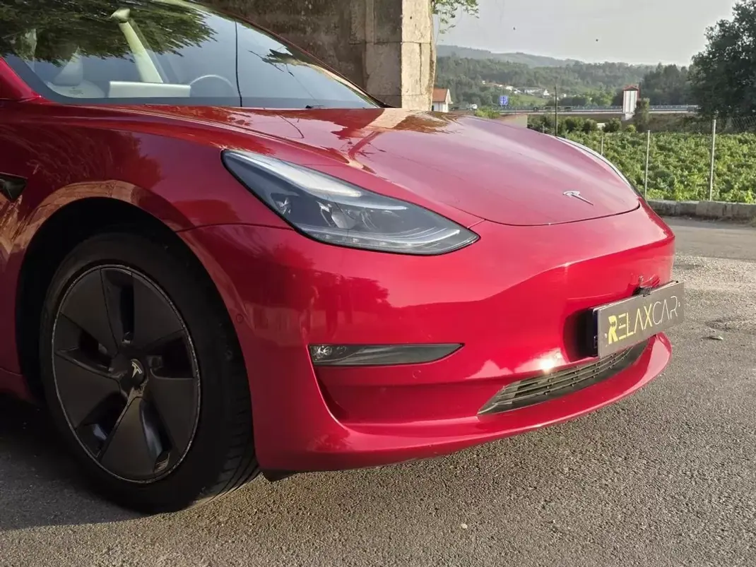 Tesla Model 3 2021 - 27499 EUR, 74631 km - 74631km - foto 10 de 34