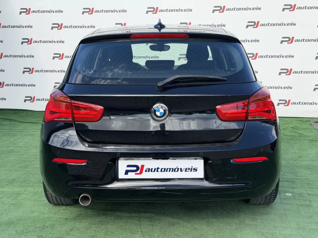 BMW 116 2018 - 17450 EUR, 76300 km - AUTO.MOTO.pt - 76300km - foto 8 de 10