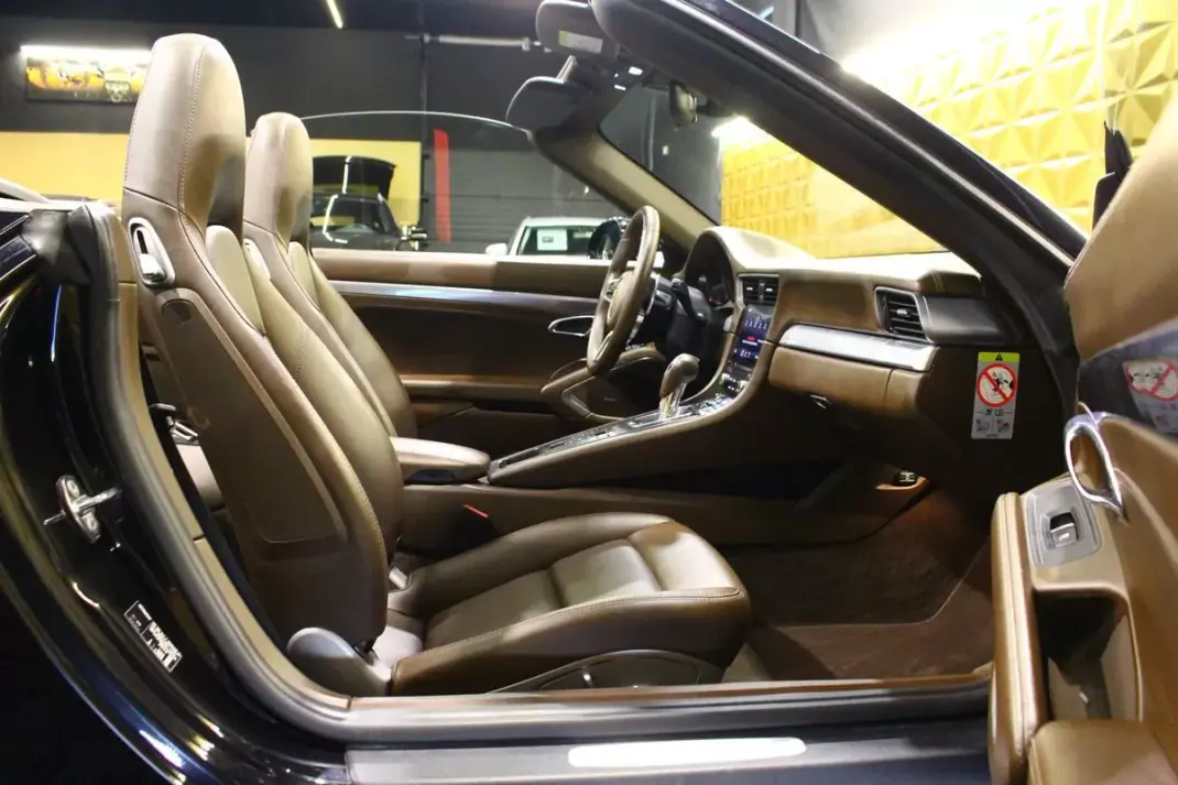 Porsche 991 2017 - 119000 EUR, 75000 km - AUTO.MOTO.pt - 75000km - foto 15 de 34