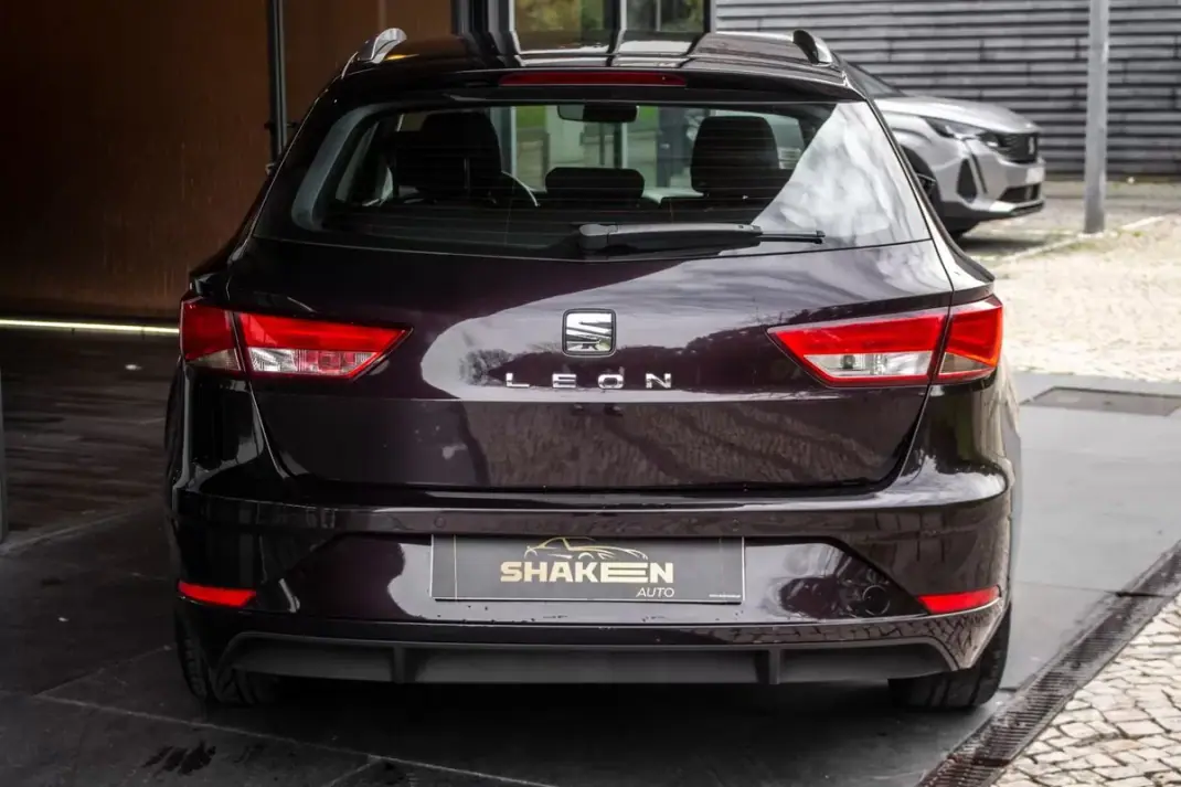 SEAT Leon ST 2019 - 7750 EUR, 352055 km - AUTO.MOTO.pt - 352055km - foto 7 de 43