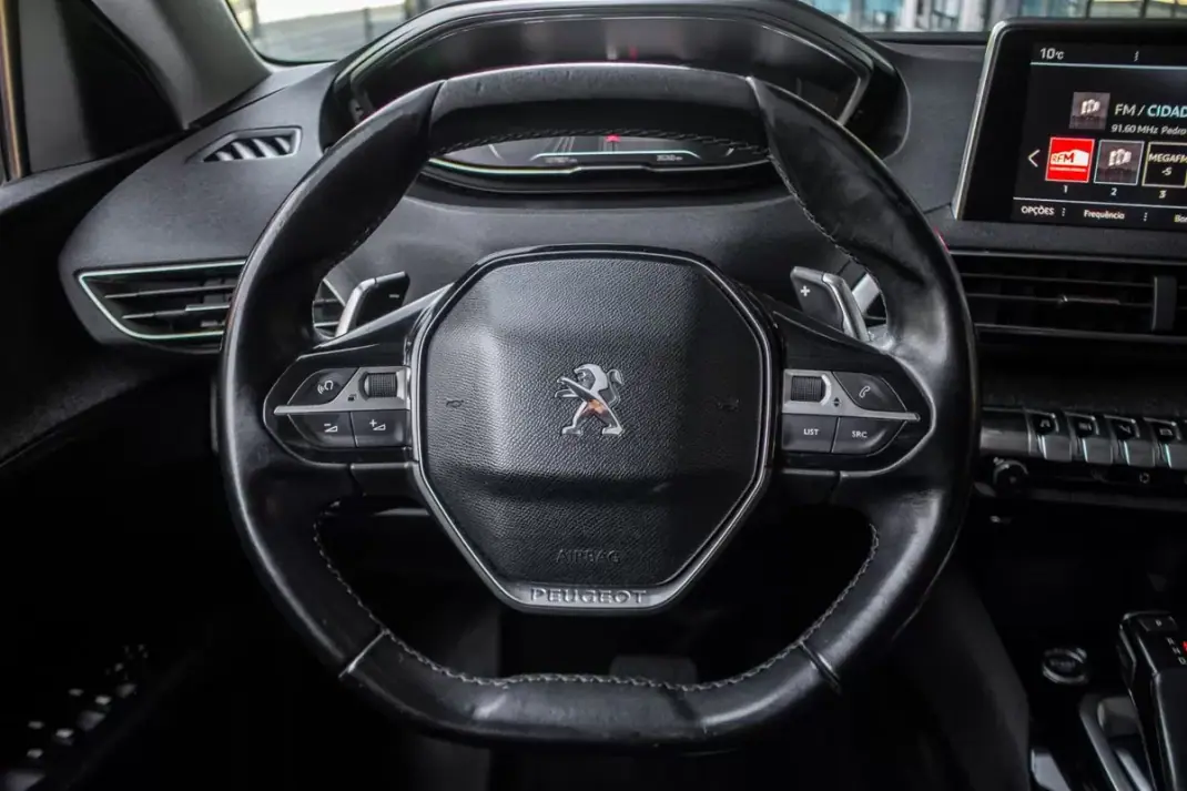 Peugeot 3008 2018 - 16890 EUR, 127901 km - AUTO.MOTO.pt - 127901km - foto 13 de 43