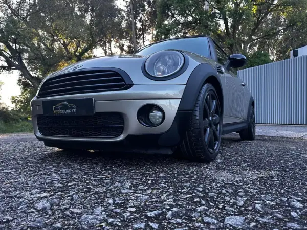 MINI Cooper 2008 - 7999 EUR, 300000 km - AUTO.MOTO.pt - 300000km - foto 29 de 42