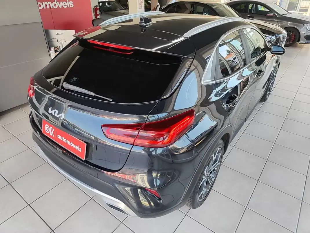 Kia XCeed 2022 - 17500 EUR, 68000 km - 68000km - foto 12 de 37