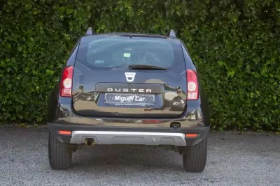 Dacia Duster 2011 - 10750 EUR, 149000 km - AUTO.MOTO.pt - 149000km - foto 9 de 15