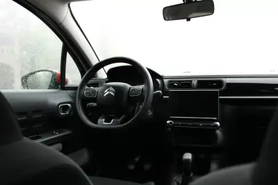 Citroën C3 2016 - 10990 EUR, 138000 km - AUTO.MOTO.pt - 138000km - foto 22 de 30
