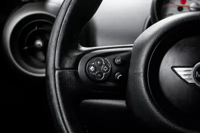 MINI Countryman 2012 - 9990 EUR, 264197 km - AUTO.MOTO.pt - 264197km - foto 11 de 27