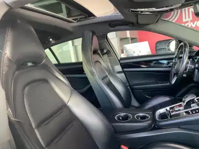 Porsche Panamera 2018 - 60500 EUR, 104962 km - AUTO.MOTO.pt - 104962km - foto 50 de 58