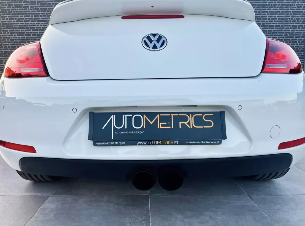 Volkswagen New Beetle 2012 - 10900 EUR, 229000 km - 229000km - foto 13 de 14