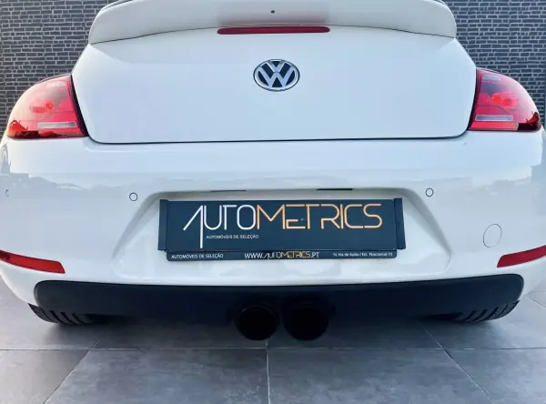 Volkswagen New Beetle 2012 - 10900 EUR, 229000 km - AUTO.MOTO.pt - 229000km - foto 13 de 14