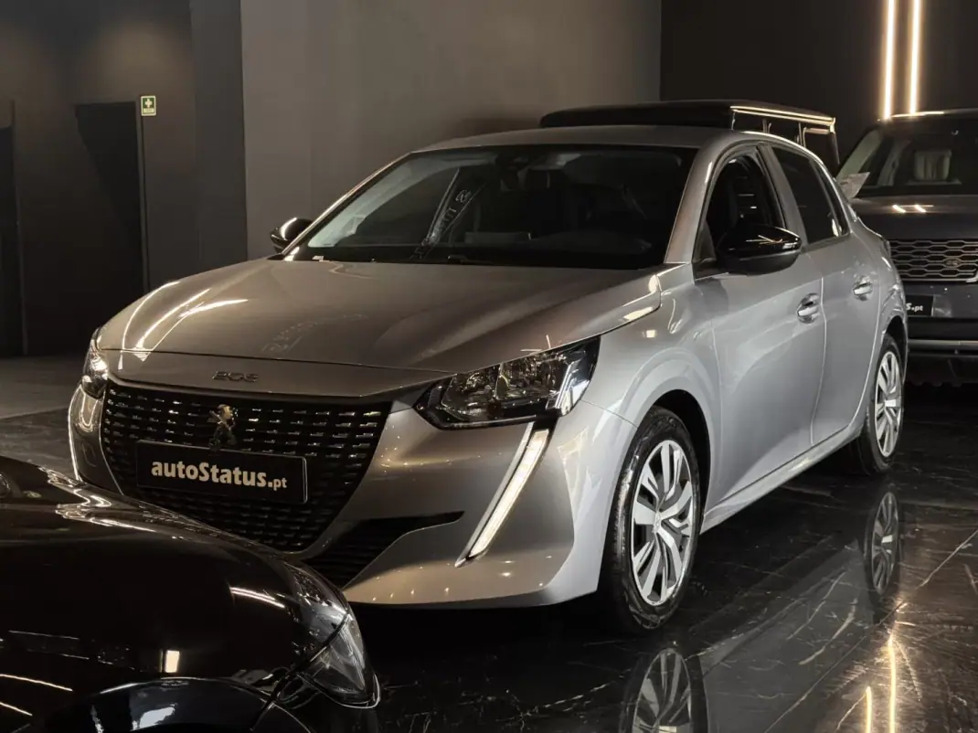 Peugeot 208 2023 - 14990 EUR, 87800 km - AUTO.MOTO.pt - 87800km - foto 10 de 30