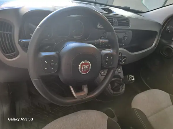 Fiat Panda 2019 - 8990 EUR, 63238 km - AUTO.MOTO.pt - 63238km - foto 7 de 13
