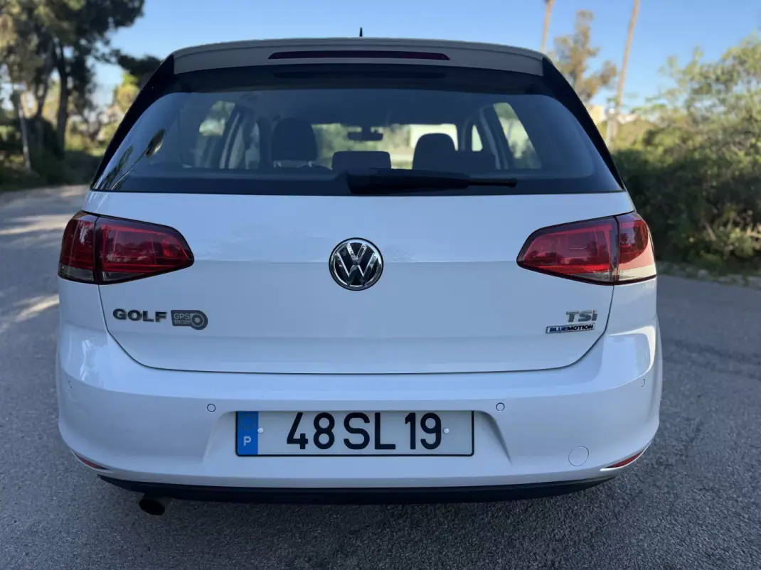 Volkswagen Golf 2017 - 15499 EUR, 60000 km - AUTO.MOTO.pt - 60000km - foto 7 de 12