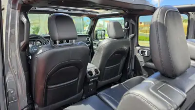 Jeep Wrangler Unlimited 2023 - 71900 EUR, 37675 km - AUTO.MOTO.pt - 37675km - foto 21 de 23