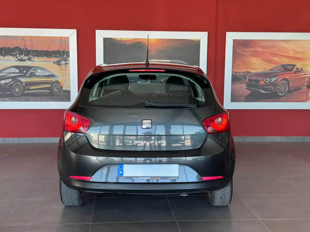 SEAT Ibiza 2009 - 7990 EUR, 126845 km - 126845km - foto 10 de 20