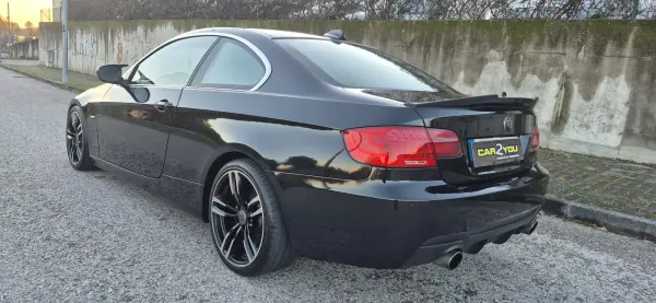 BMW 320 2010 - 14500 EUR, 268000 km - AUTO.MOTO.pt - 268000km - foto 21 de 23
