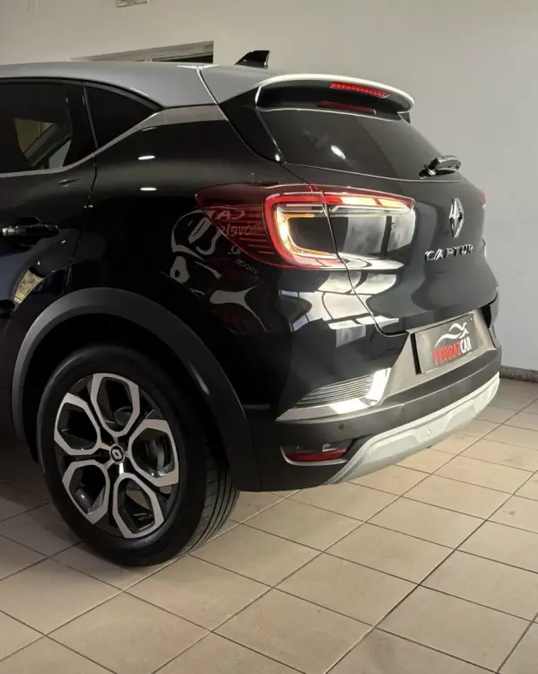 Renault Captur 2022 - 17900 EUR, 90718 km - AUTO.MOTO.pt - 90718km - foto 12 de 49