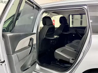 Citroën C4 Grand Picasso 2018 - 11500 EUR, 154000 km - AUTO.MOTO.pt - 154000km - foto 38 de 57