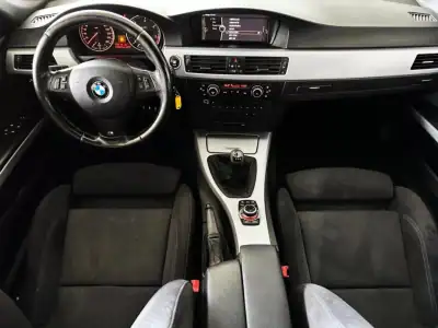 BMW 316 2010 - 14500 EUR, 225500 km - AUTO.MOTO.pt - 225500km - foto 16 de 26