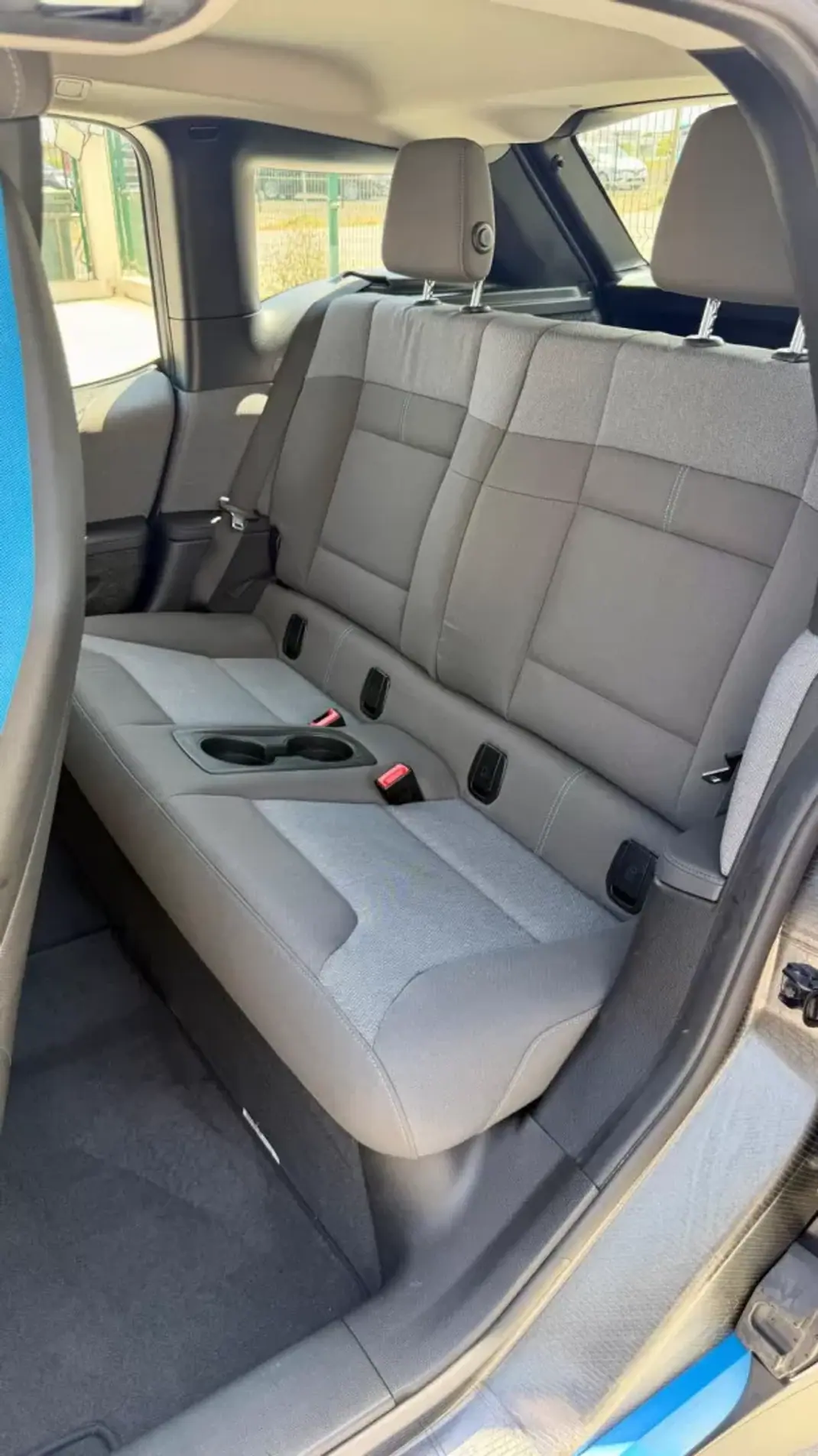 BMW i3 2021 - 28167 EUR, 33600 km - AUTO.MOTO.pt - 33600km - foto 8 de 27